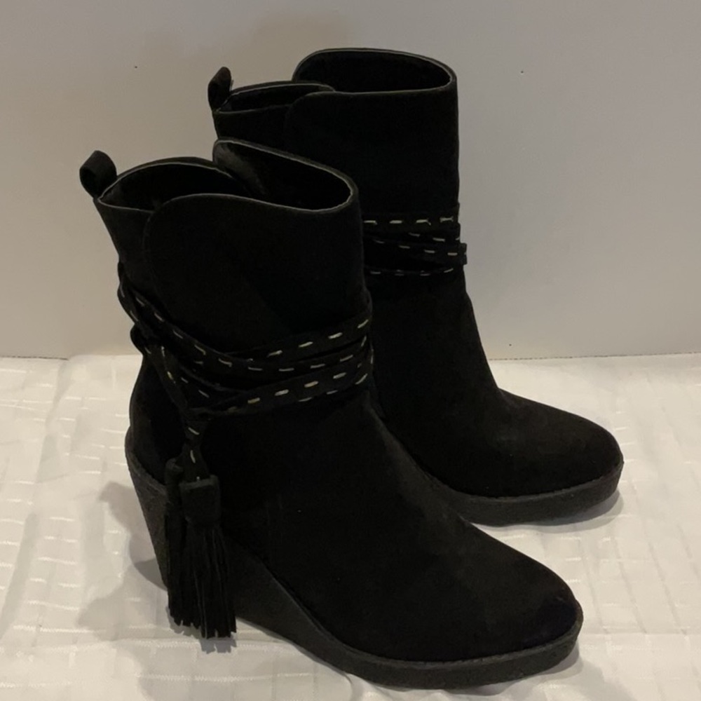 Union Bay Women's Black Wedge Ankle Boots